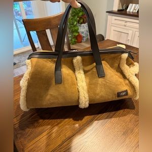 Ugg duffle bag
